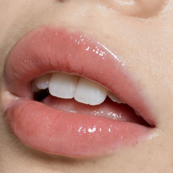 Morphe 2 Glassified Lip Oil - Picture 4 of 7